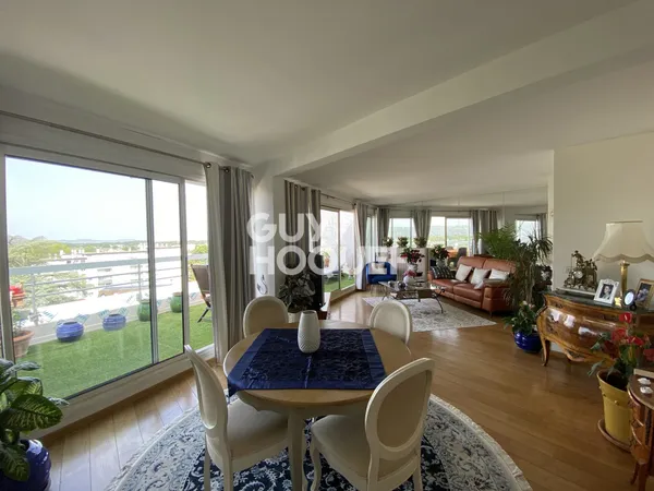 APPARTEMENT À VENDRE DE 5 PIÈCES DE 108,20 M²