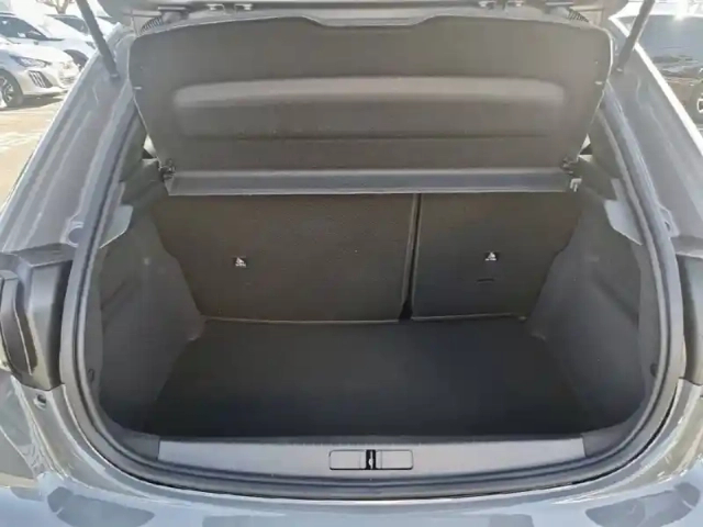 Peugeot 208 electrique 50 kwh 136ch — photo 26