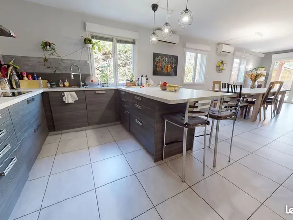 Appartement 5 pièces 140 m²