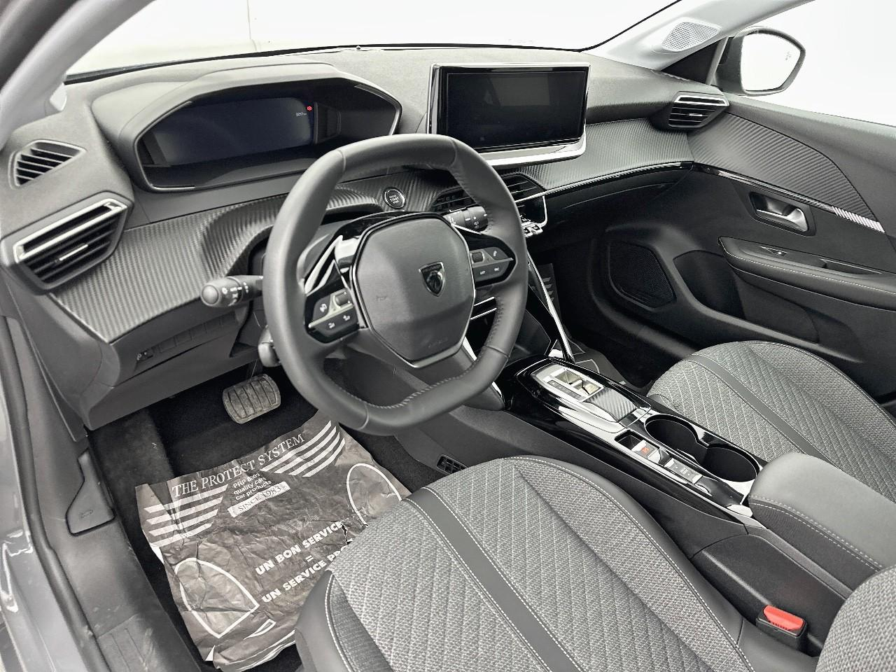 Peugeot 208 electrique 54 kwh 156ch allure — photo 8