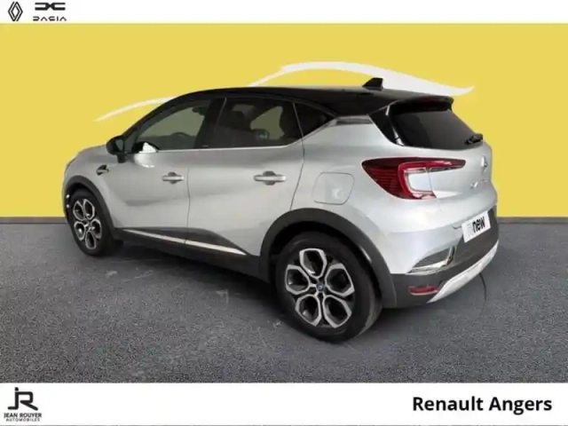Renault Captur 1.6 e-tech plug-in 160ch intens — photo 11