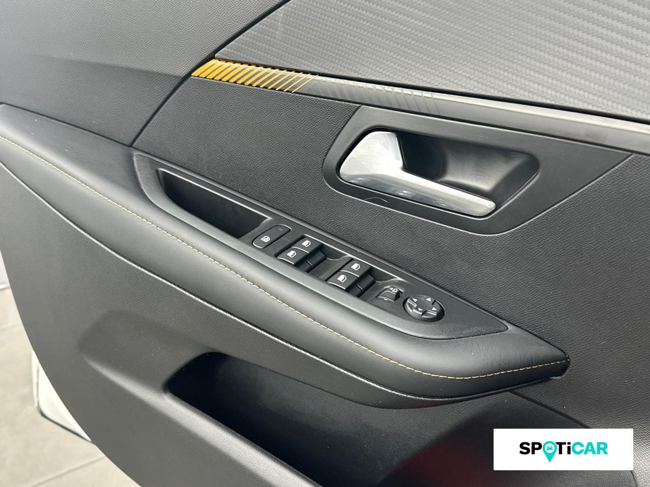 Peugeot 208 1.2 puretech 100ch s&s roadtrip — photo 18