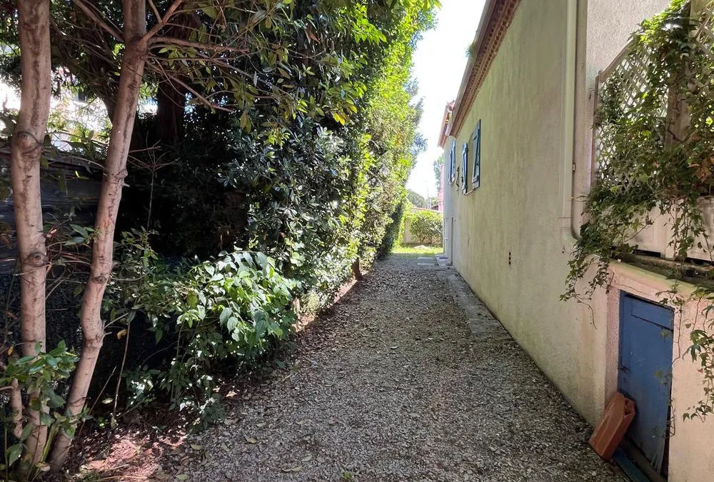 Photo 25