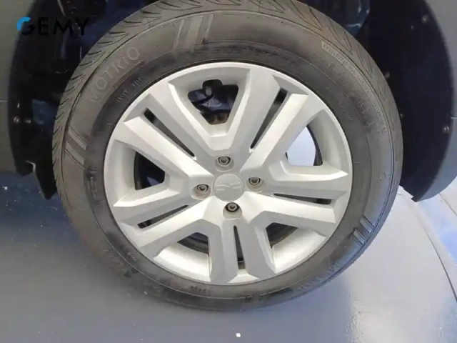 Dacia Sandero eco-g 100 — photo 36