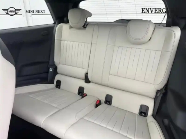 Mini Cooper 3 portes se 218ch favoured — photo 13
