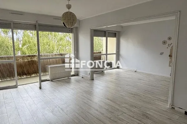 Appartement 4 pièces 80 m²