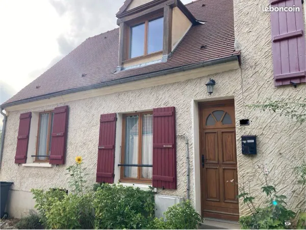 Maison à louer à Chezy sur Marne