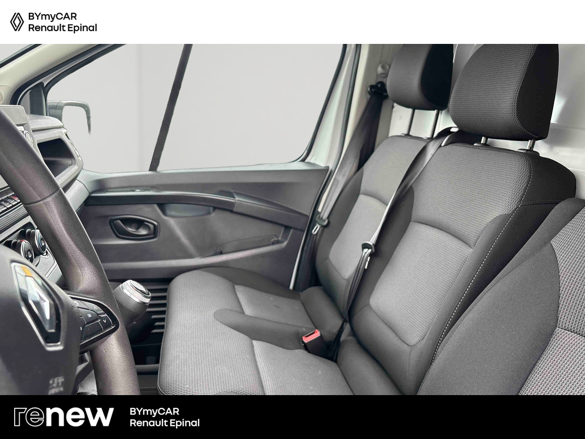 Renault TRAFIC FGN L1H1 3000 KG BLUE DCI 130 — photo 12
