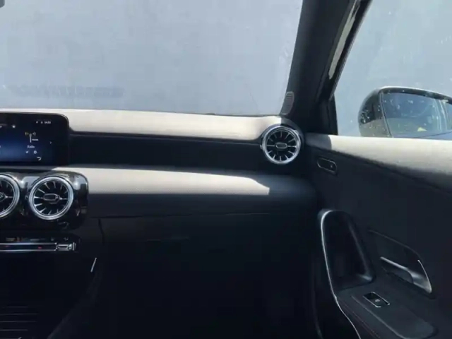 Mercedes Classe A 250 e hybrid eq amg line — photo 14