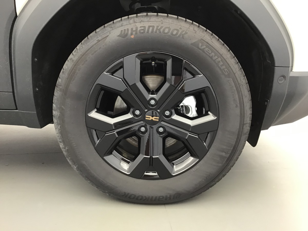 Dacia Duster — photo 31