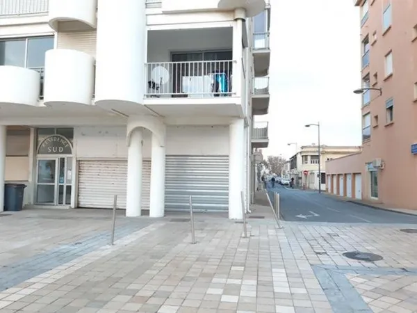 Local commercial 2 pièces 50 m²