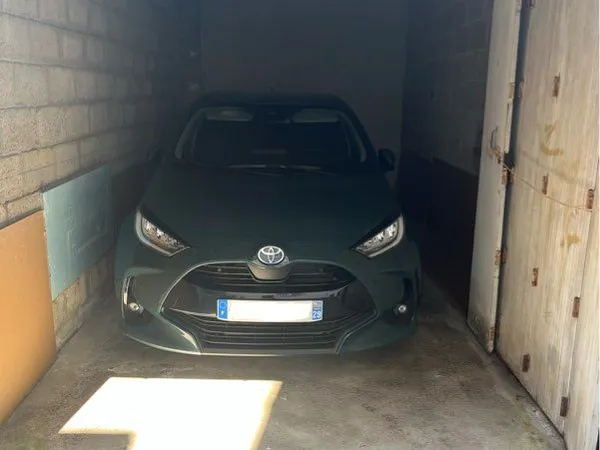 Box garage parking
