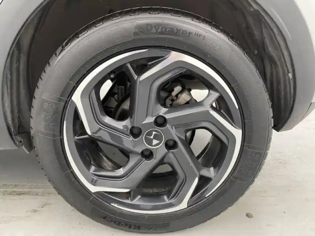 Peugeot 208 puretech 100 s&amp;s eat8 — photo 16