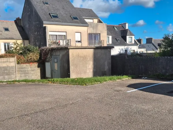 Deux places de parking privatives - Centre de Plougastel-Daoulas