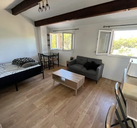 Studio 1 pièce 27 m²