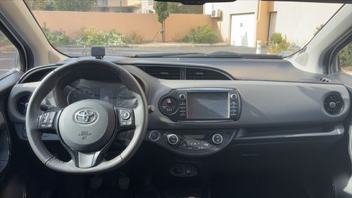 Toyota Yaris 1.0 VVTi 72 - Ultimate – 2020 – 30636 km – Essence – Boîte Manuelle — photo 19
