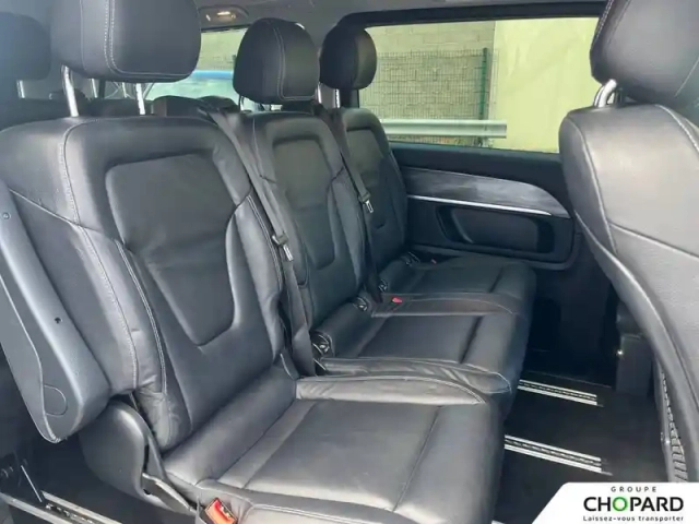 Mercedes Classe V eqv 300 extra long 204 ch — photo 20