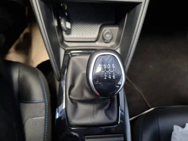 Citroën C4 puretech 130 s&amp;s bvm6 — photo 37