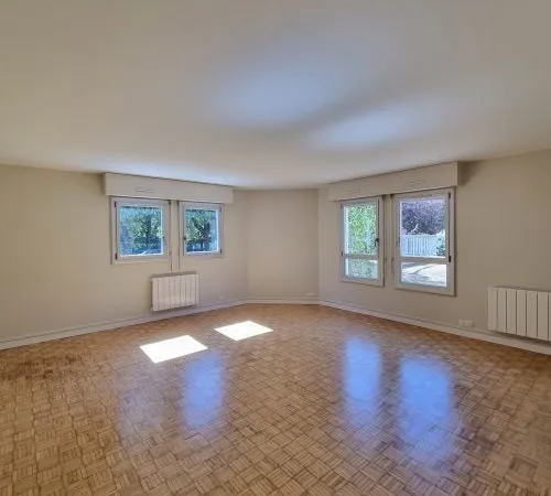 Appartement 4 pièces 78150