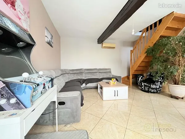 Maison 6 pièces 185 m²