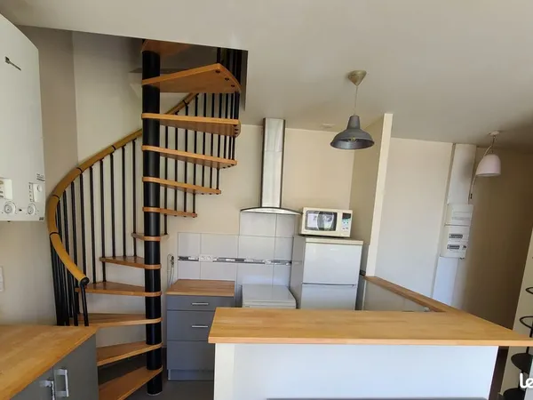 T2 duplex Toulon proche Arsenal et Centre ville