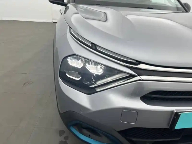 Citroën C4 e- 136 ch automatique — photo 36