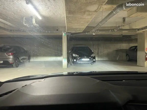 Stationnement Location Bois-Guillaume   12800€