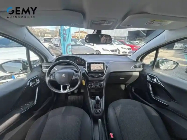 Peugeot 208 puretech 82ch s&amp;s bvm5 6.2 evap — photo 59