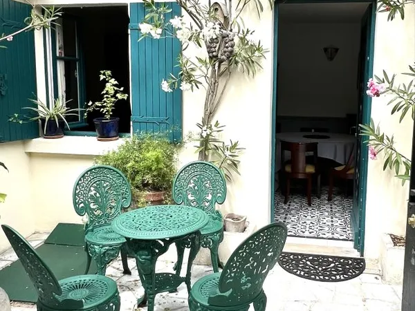 Loue maison meublée Paris les puces 38 m2