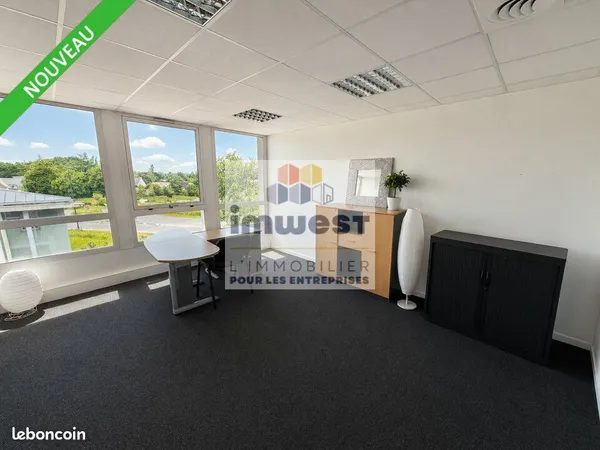 Bureaux 104 m² PACÉ