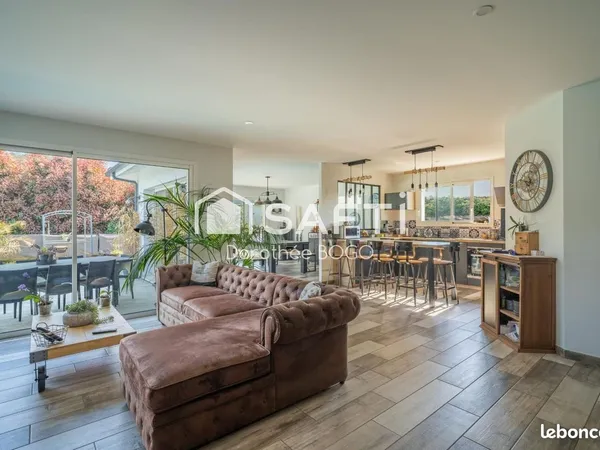 Maison 4 pièces 122 m²