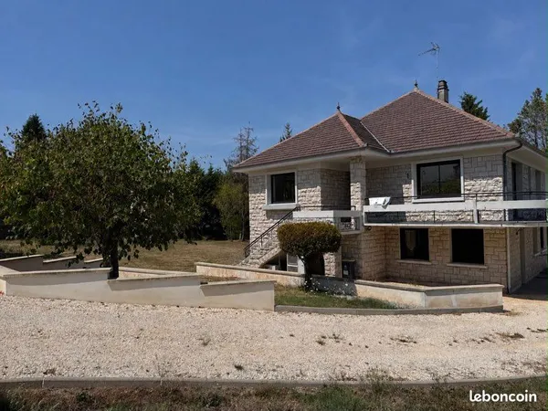 Maison rénové 100 m² - Rue Courteline, Brive-la-Gaillarde
