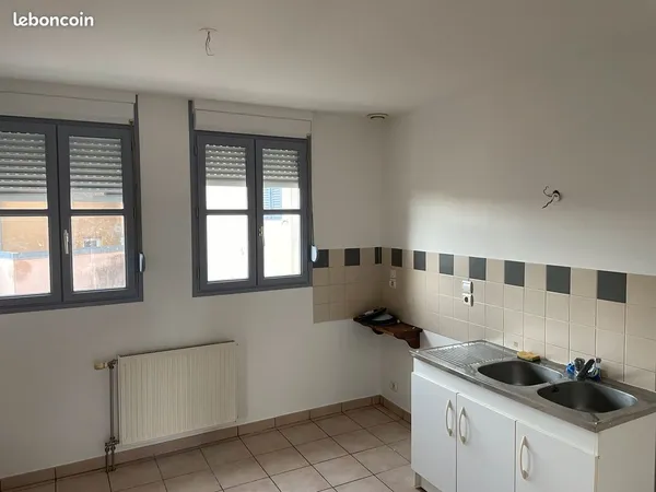 Appartement Location Sauvigny-le-Bois 4p 112m² 690€