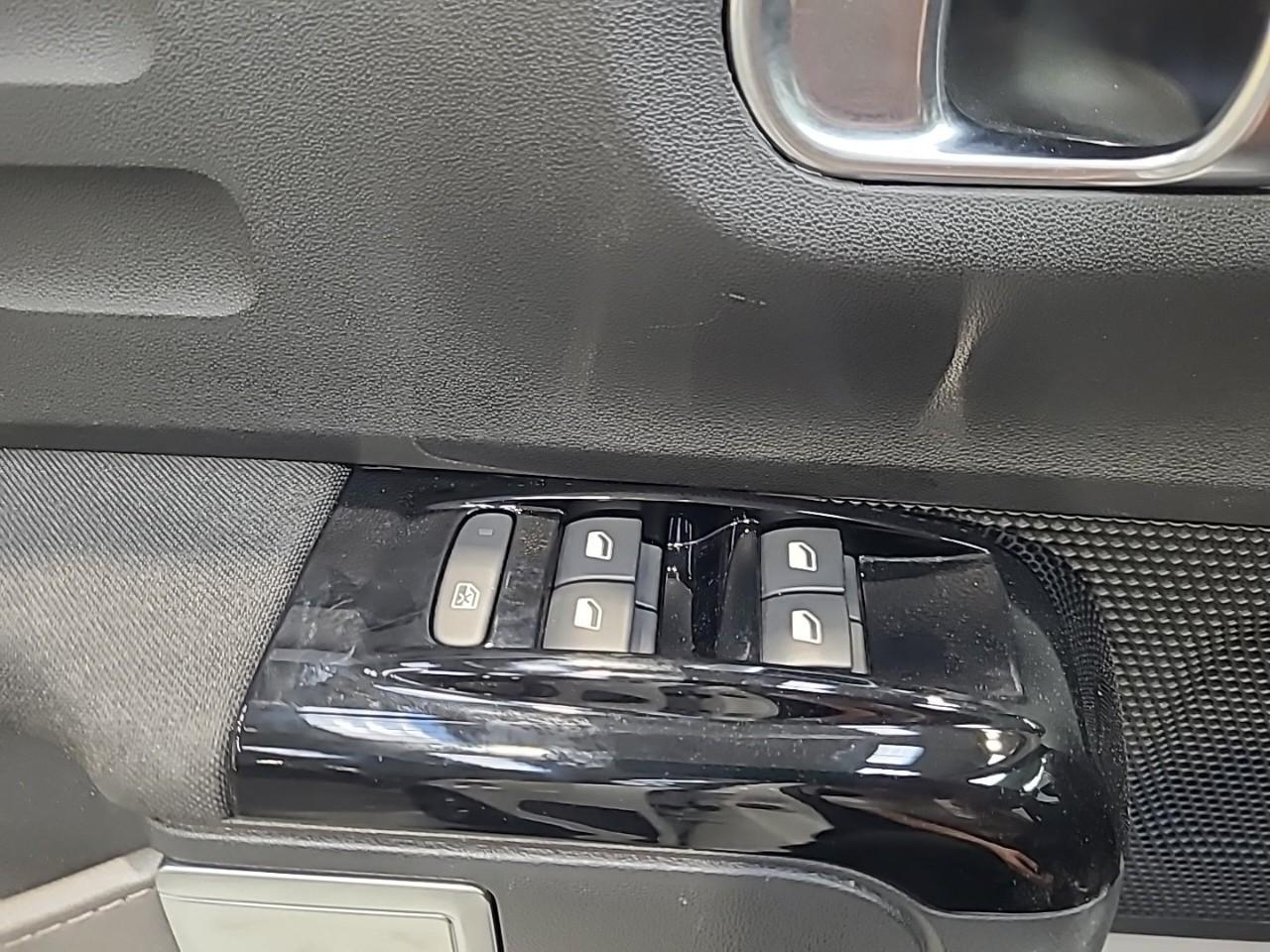 Citroën C3 puretech 110 s&s eat6 shine — photo 22