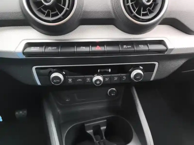 Audi Q2 35 tfsi 150 bvm6 design — photo 13