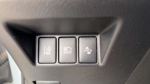 Toyota Yaris 1.5 VVT-i 100 Hybrid E-CVT - Collection – 2018 – 36785 km – Hybride essence – Boîte Automatique — photo 4