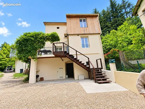 Maison entièrement rénovée