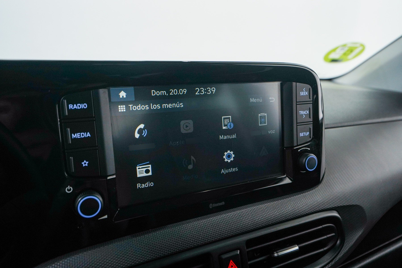 Hyundai i10 — photo 26