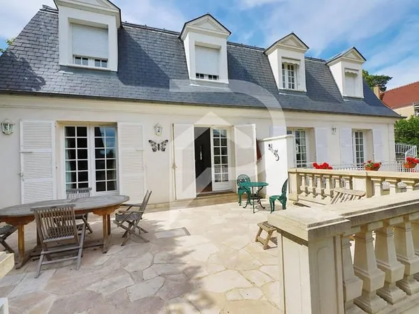 Maison 7 pièces 170 m²