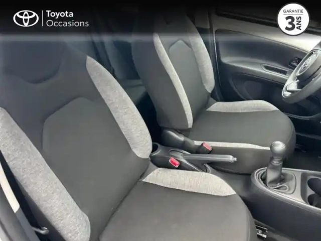 Toyota Aygo X 1.0 vvt-i 72ch active business — photo 12