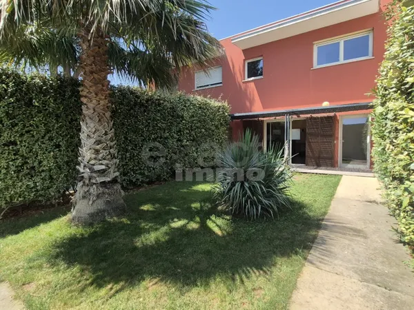 Maison 4 pièces 82 m²