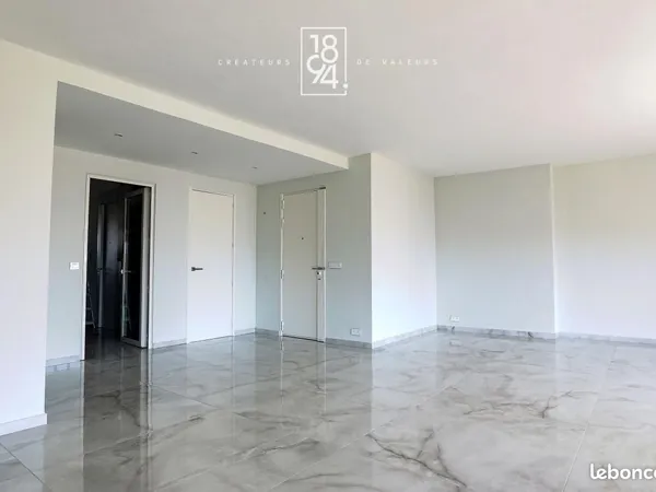 Appartement 4 pièces 144 m²