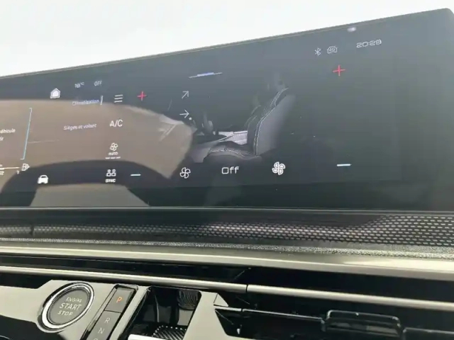 Peugeot 3008 hybrid 145 e-dcs6 — photo 24