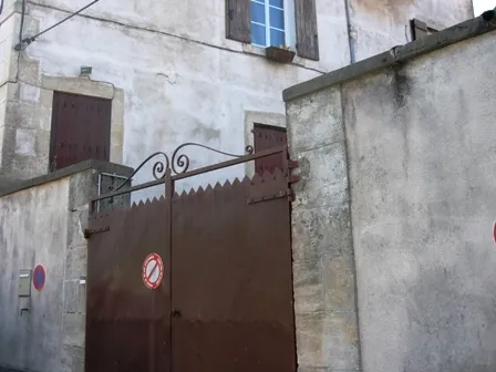 Photo 3