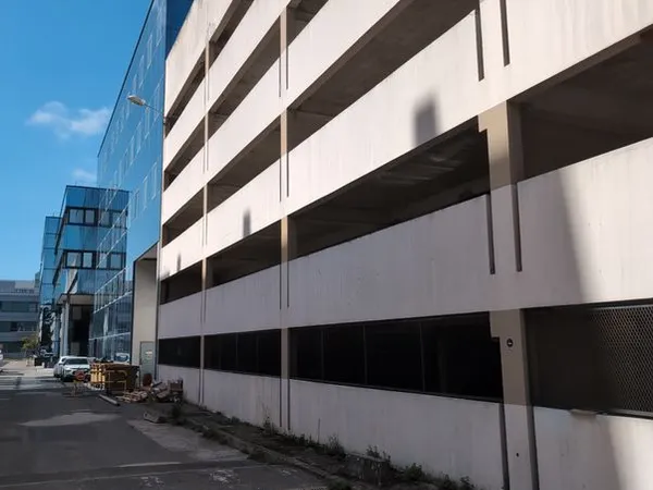 20 de places de parking