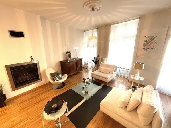 MAISON + LOCAL COMMERCIAL