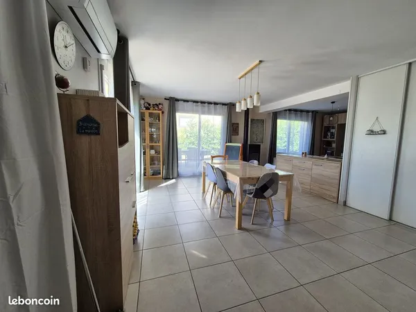 Maison familiale 4 chambres - 112 m² - à 1 km du lac de Vouglans