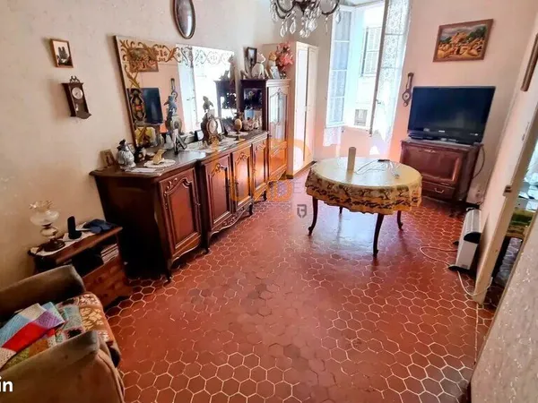 Maison 7 pièces 228 m²