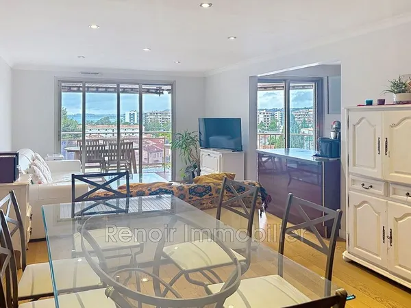 Appartement 5 pièces 98 m²