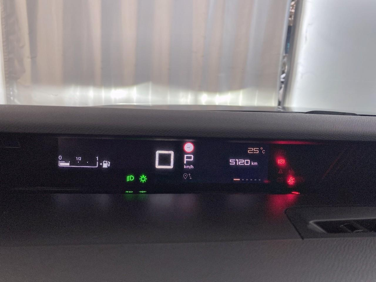 Citroën C3 Aircross hybride 145 ch aut max — photo 13